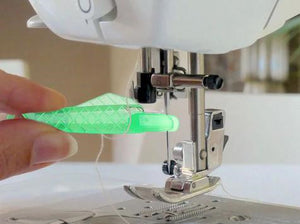 Handy Tool for Easy Threading & Needle Insertion